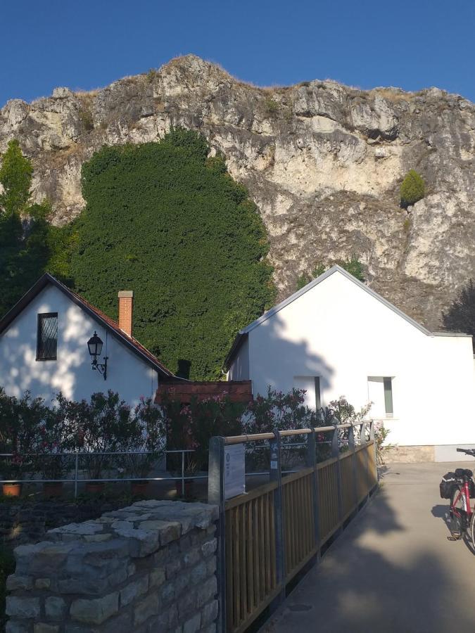 Galeria Villa Veszprém Esterno foto