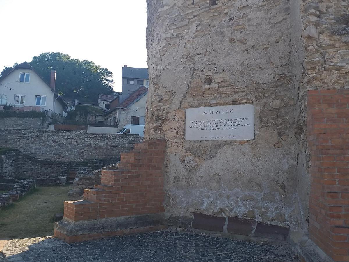 Galeria Villa Veszprém Esterno foto