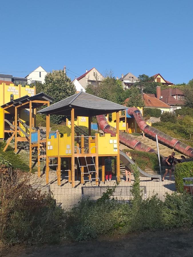 Galeria Villa Veszprém Esterno foto