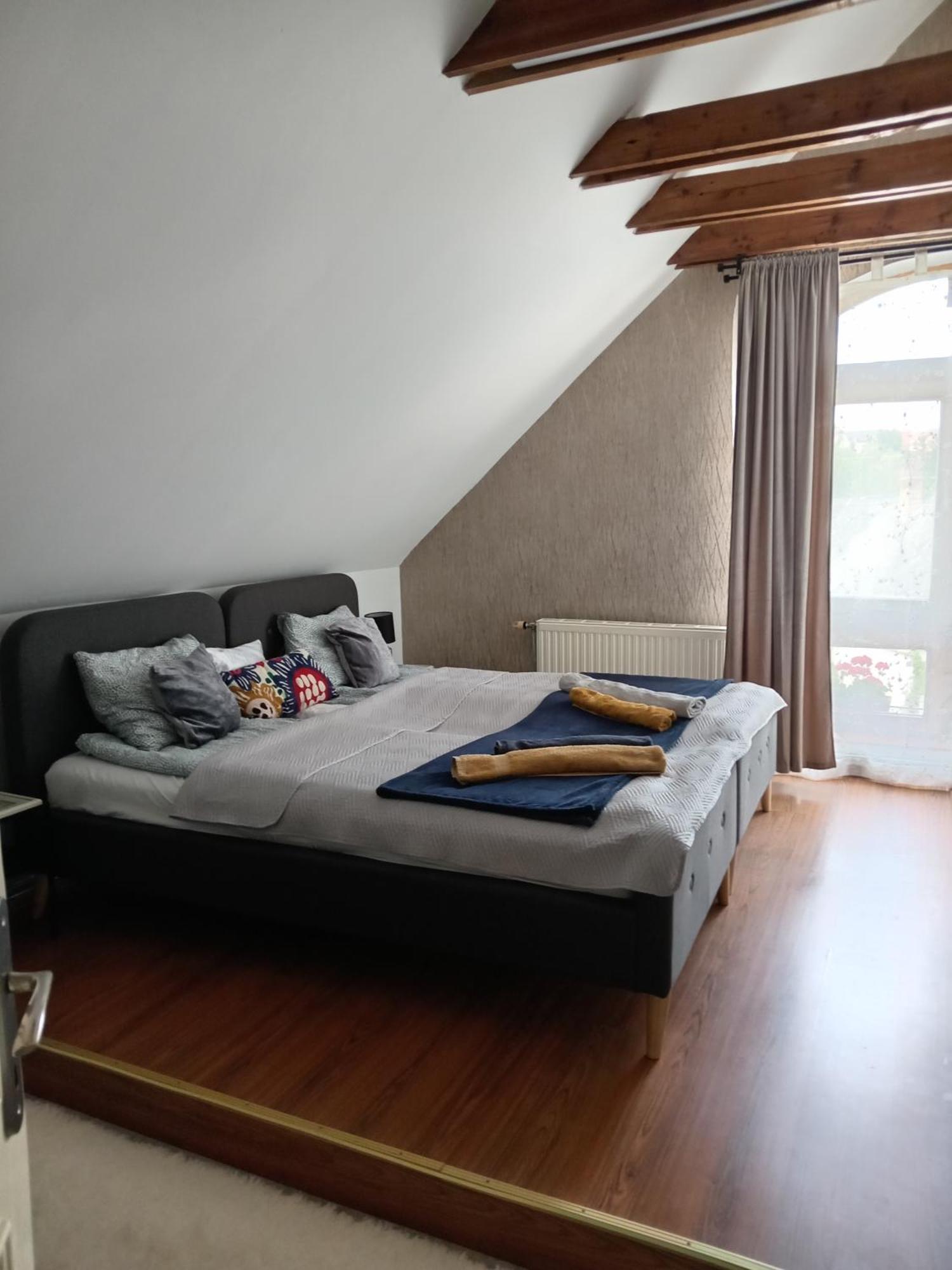 Galeria Villa Veszprém Esterno foto